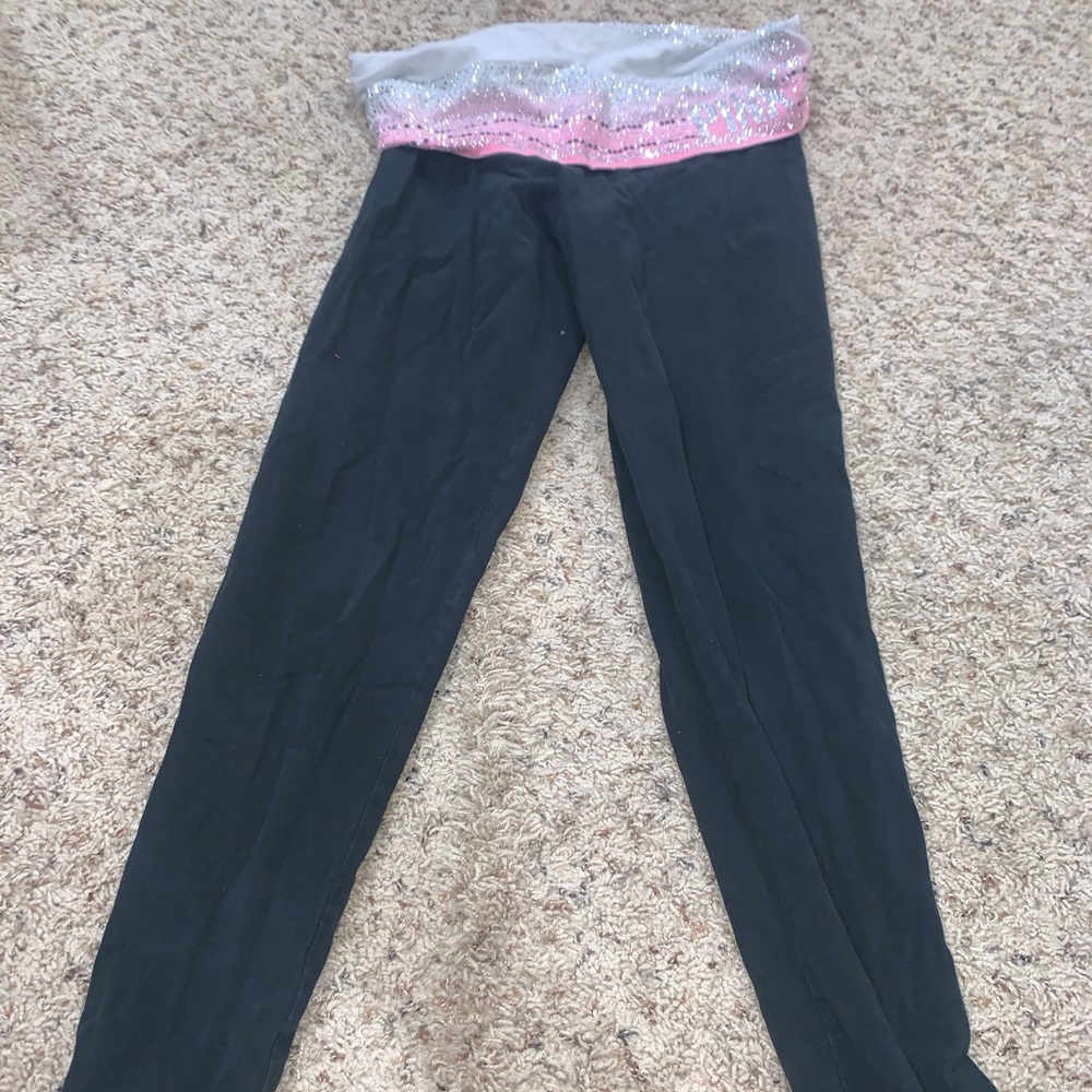 yoga pants